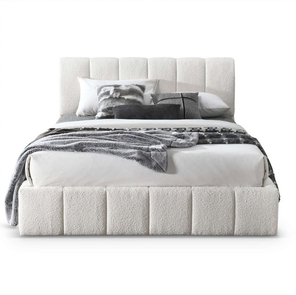 Cama con plataforma Boucle blanca moderna de mediados de siglo 'Marla' 